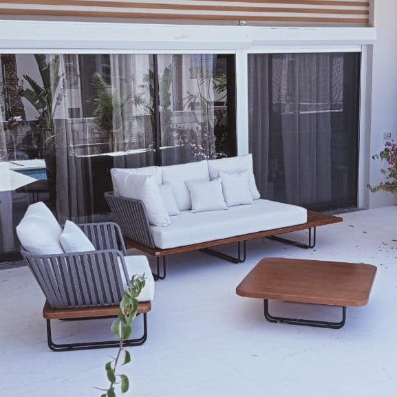 Isola Bella Outdoor Set